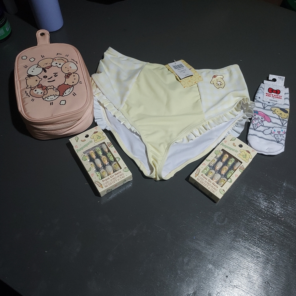 Pompompurin bundle New with tags